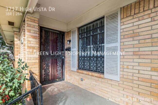 Building Photo - 3717 High Vista Dr