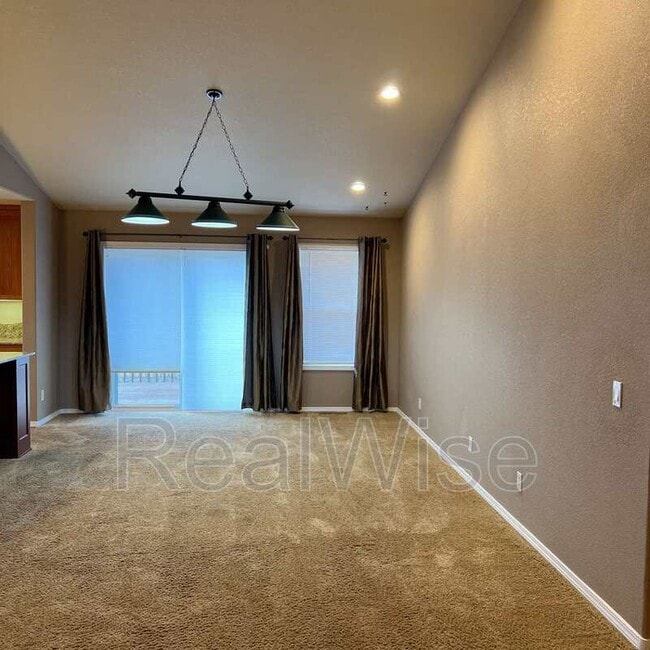 Building Photo - 2235 NW 15th St