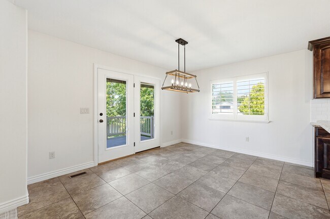 Building Photo - 3087 N 1075 W
