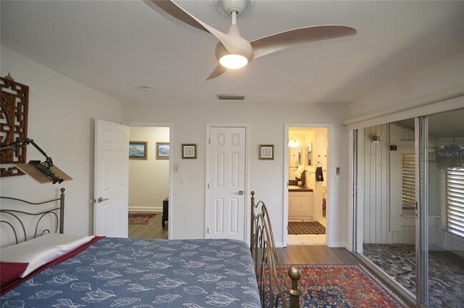 Building Photo - 6325 Newtown Cir