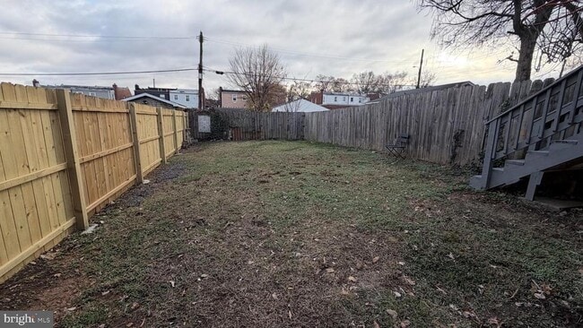 Building Photo - 5359 Ames St NE