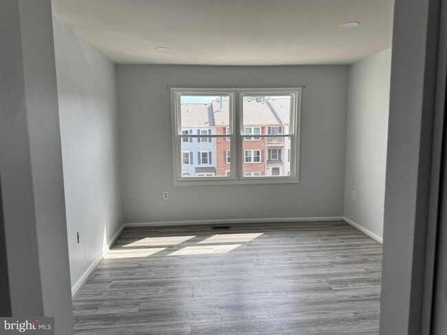 Building Photo - 7527 Belle Grae Dr