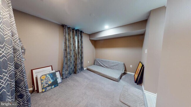 Building Photo - 7628 Chancellor Way