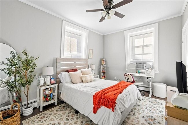 Building Photo - 563 Putnam Pike