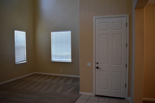 Building Photo - 1220 CAVALAIRE Ct