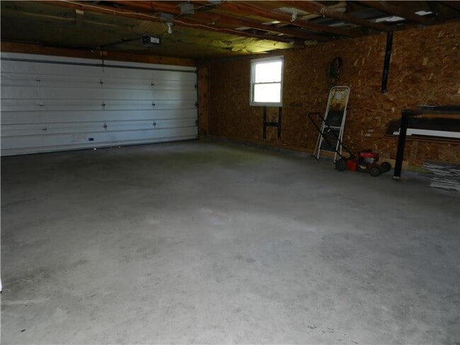 Building Photo - 14281 Danenwald Rd