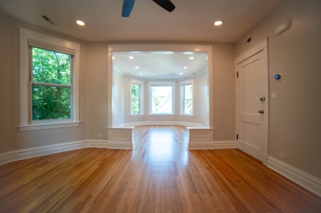 Building Photo - 2923 N Whipple St