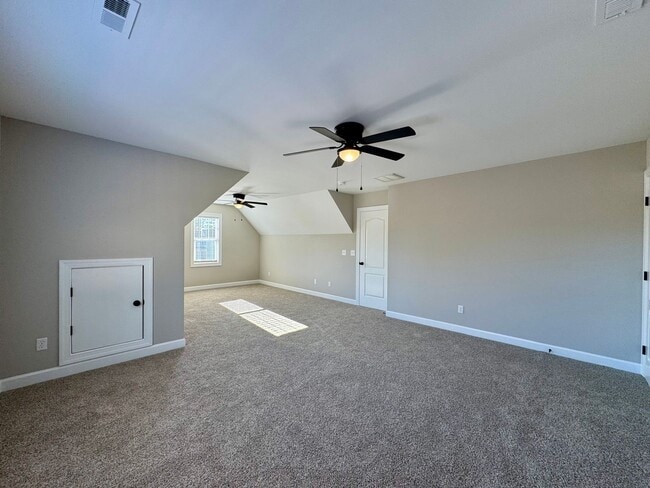 Building Photo - Traemoor At Lakewood