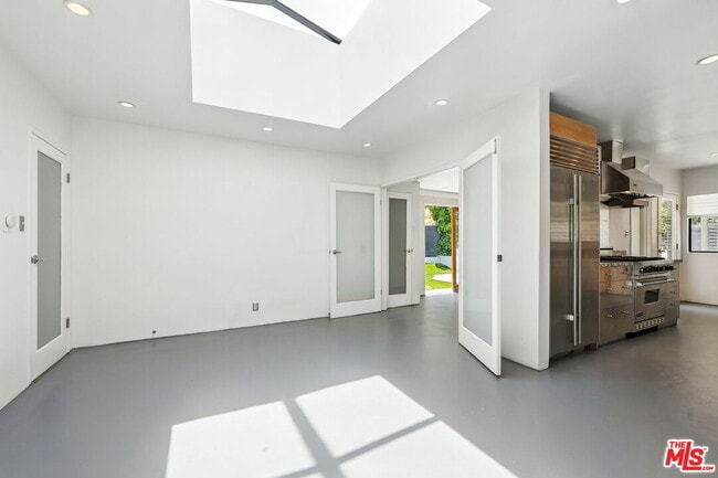 Building Photo - 1317 Devlin Dr
