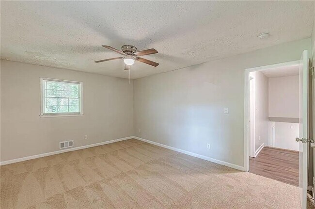 Building Photo - 3661 Boring Rd