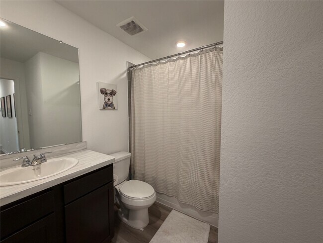 Building Photo - 1135 Juniper Vis Dr