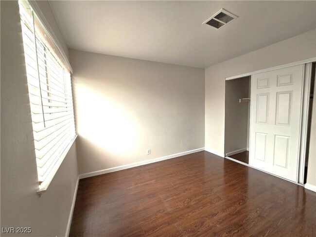 Building Photo - 4045 S Spitze Dr