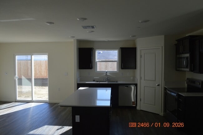 Building Photo - 644 Marshall Ln