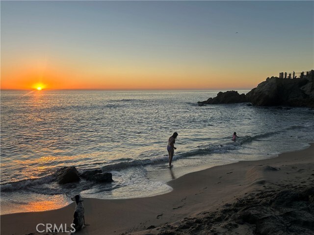 Building Photo - 2127 S Coast Hwy