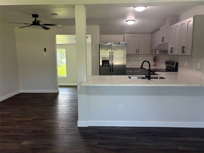 Building Photo - 55 Periwinkle Ct