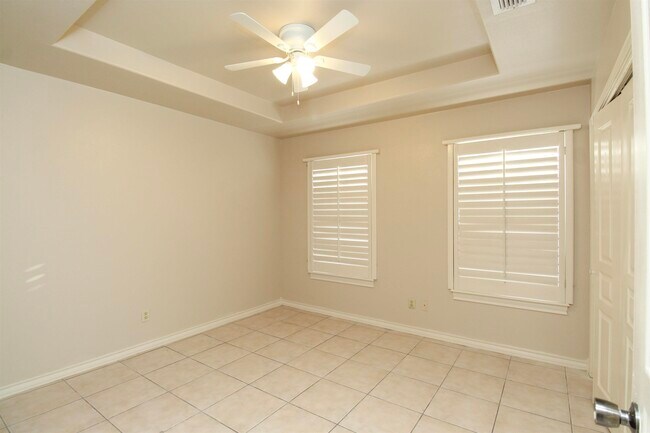 Building Photo - 430 Northstar Dr