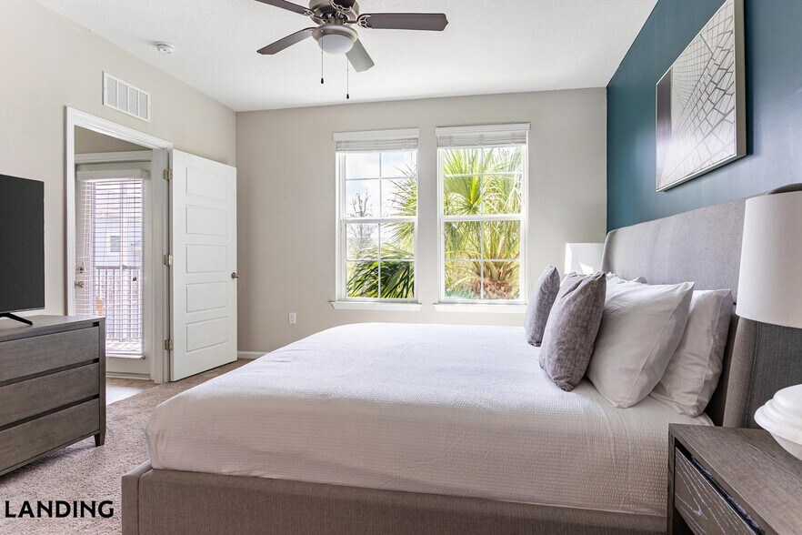 Building Photo - 2300 Tapestry Park Dr