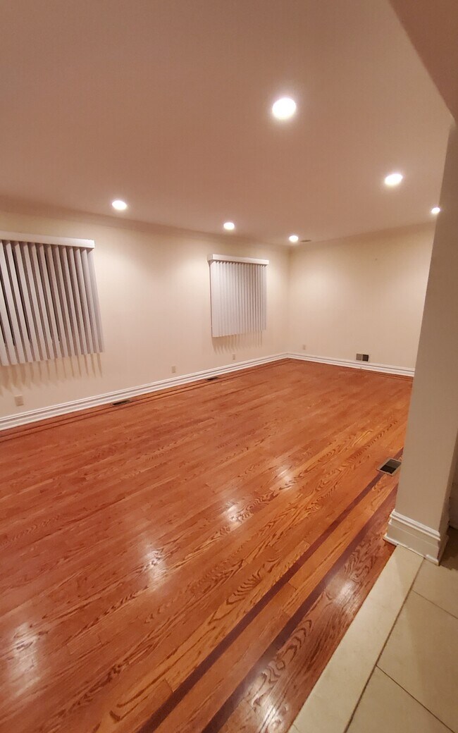 Building Photo - 65 Fulton Ave