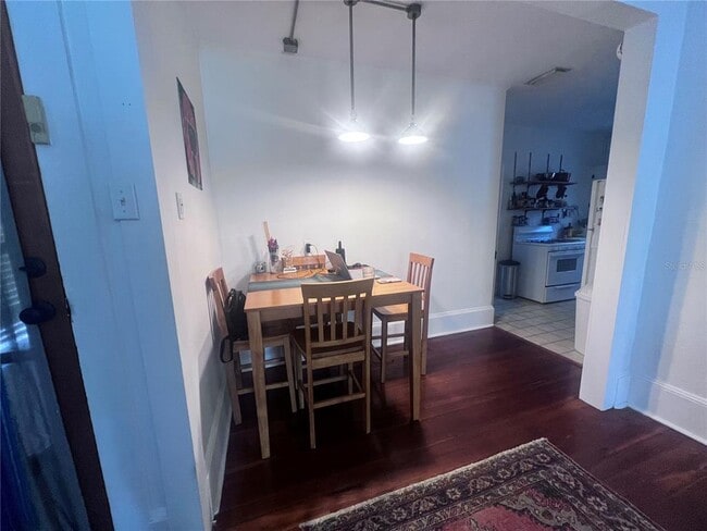 Building Photo - 2707 NW 4th Ave