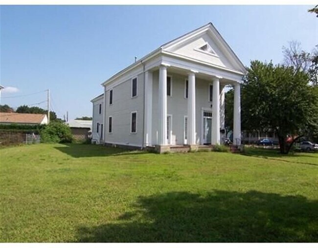 Building Photo - 267 Broadway