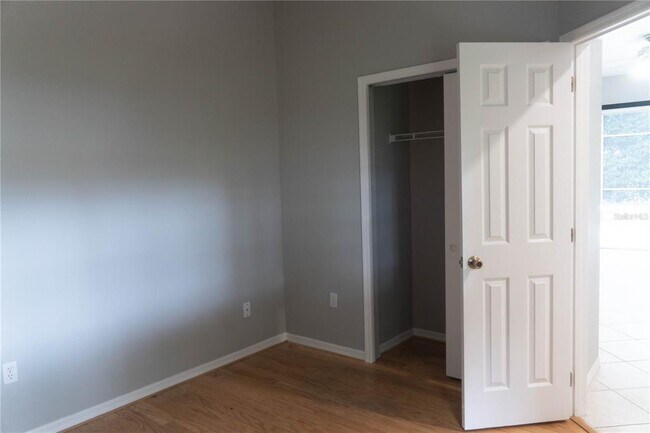 Building Photo - 1440 Finsbury Ct