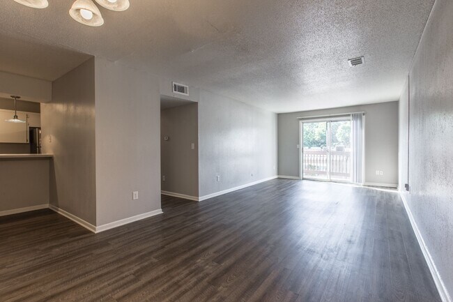 Interior Photo - ROANOKE VILLAS