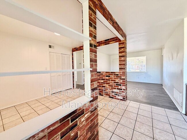 Building Photo - 433 NW 84th St