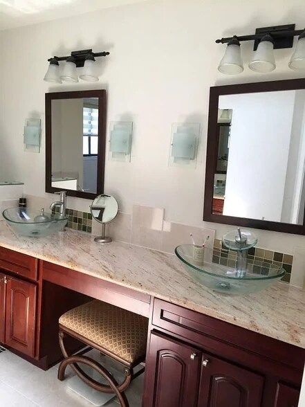 2nd Floor-Master bath - 274 Snell Ct
