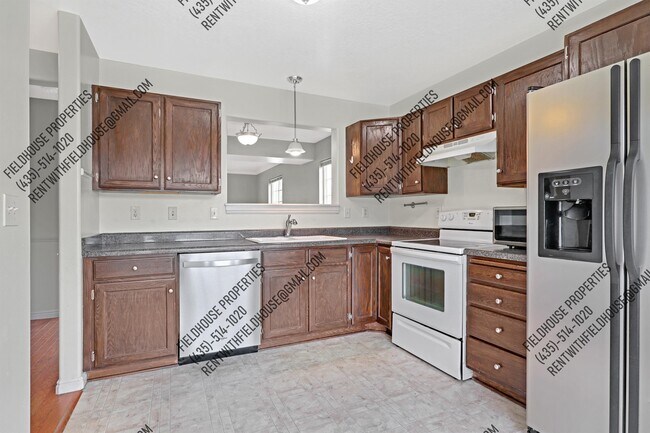 Building Photo - 366 Spring Creek Pkwy