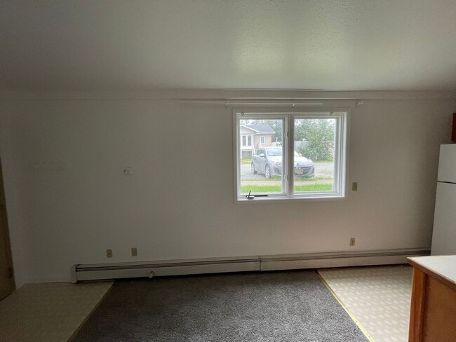 Building Photo - APPLY NOW, AND GET A $450 DISCOUNT ON YOUR...