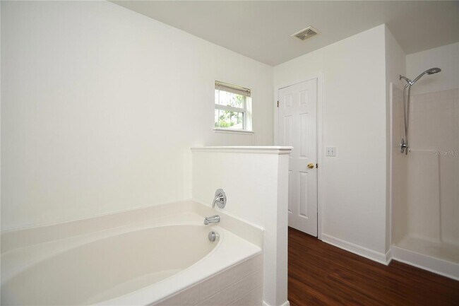 Building Photo - 36 Frenora Ln