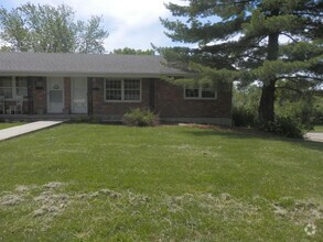 Building Photo - Great 2 Bedroom Duplex In SW Columbia!