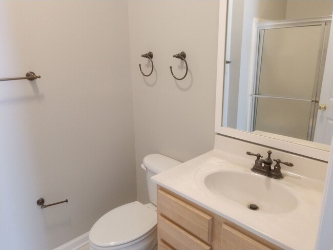 Building Photo - Coming Soon! Beautiful 2BDRM 2BTH at Greys...