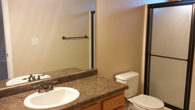 Building Photo - 2928 Paula Ln