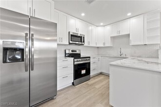 Building Photo - 2398 54th Terrace SW