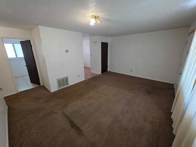 Building Photo - 235 N 100 E