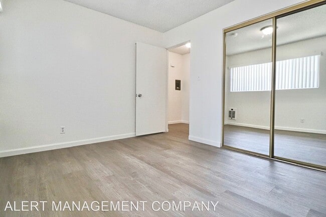 Building Photo - 1315 Edgewood Way