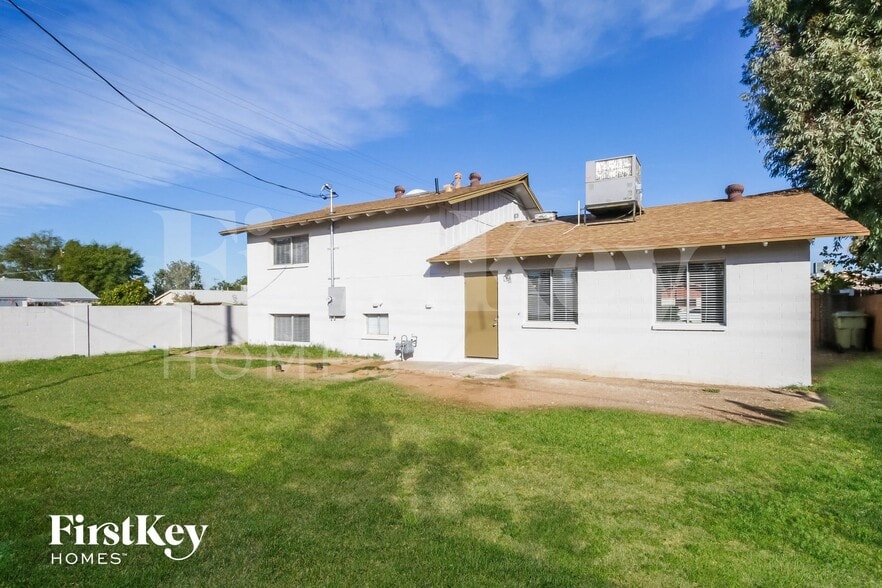 Building Photo - 4647 W Keim Dr