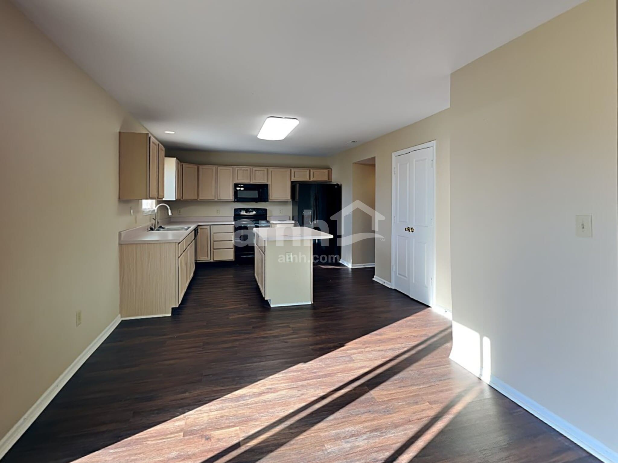 Building Photo - 19195 Pathway Point