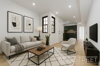 Building Photo - Newly Renovated Spacious 4 Bed 2 Bath in B...