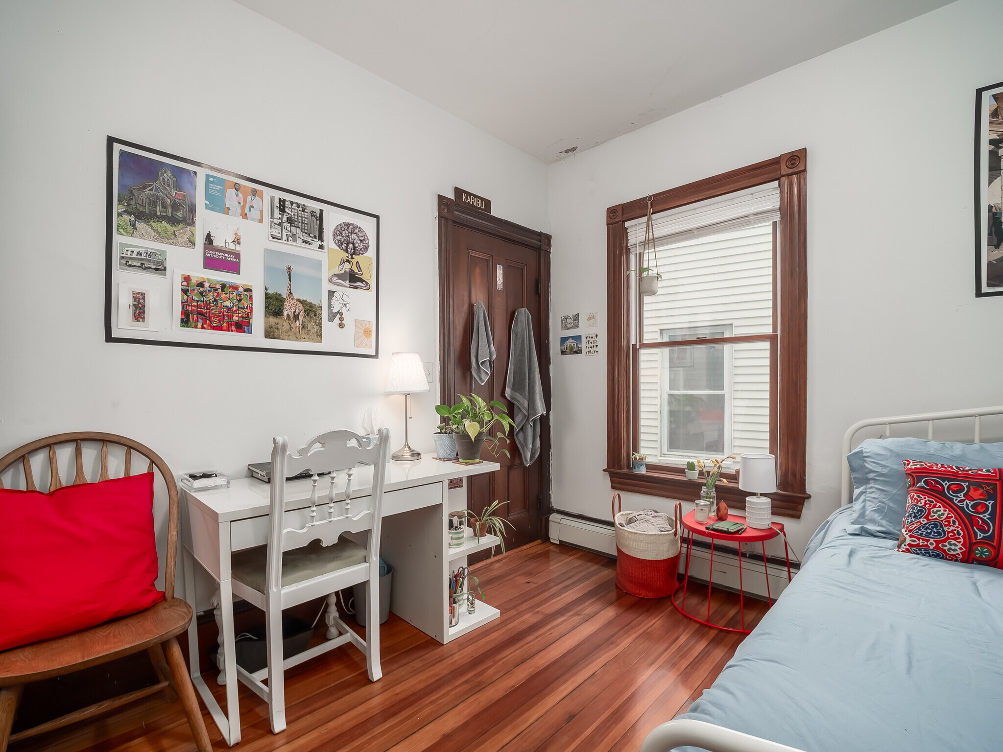 Building Photo - 318 Beacon St