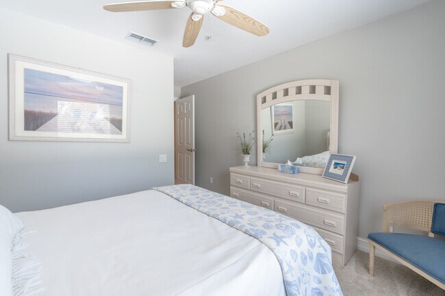 Building Photo - 1035 Tarpon Cove Dr