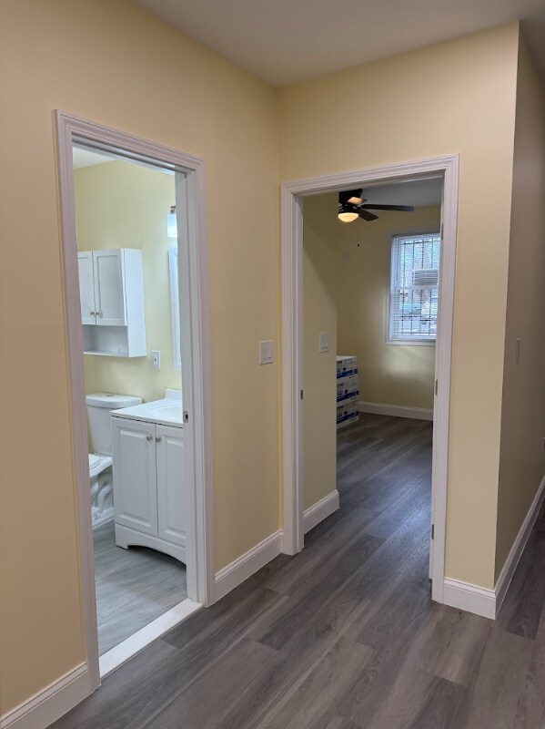 Building Photo - 1820 C St NE