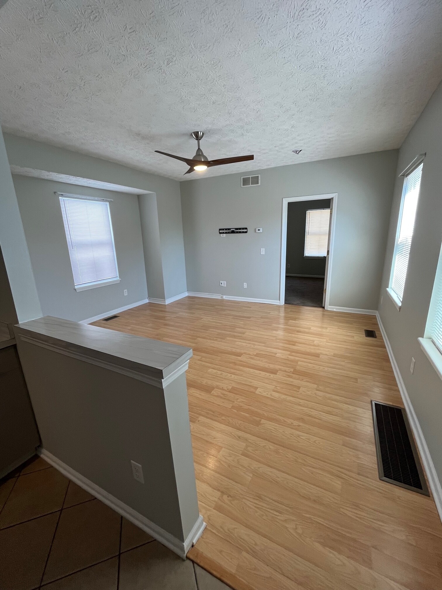 Building Photo - 2166 W 34th Pl