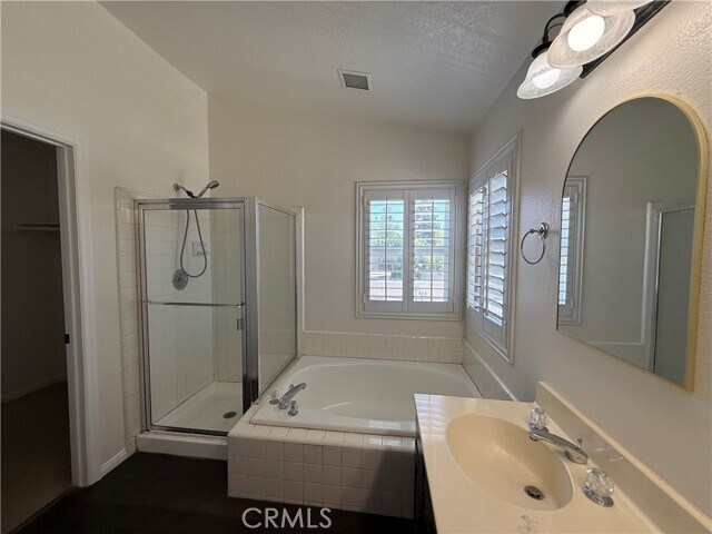 Building Photo - 19530 Chinotto Ln