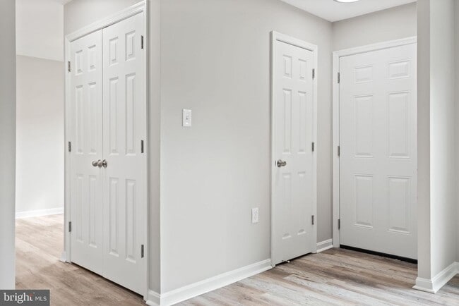 Building Photo - 57 Adams Dr NE