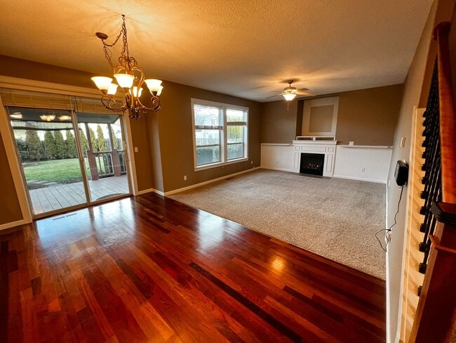Building Photo - 1164 SW Sequoia Ln