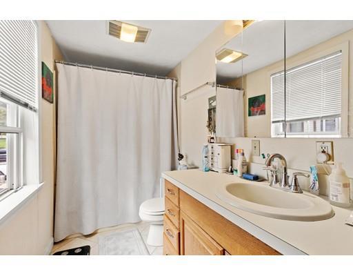 Building Photo - 18 Albion Pl