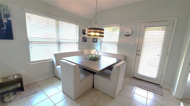 Building Photo - 1020 Lake Meadow Ln