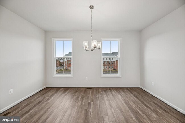 Building Photo - 8816 Selby Ct